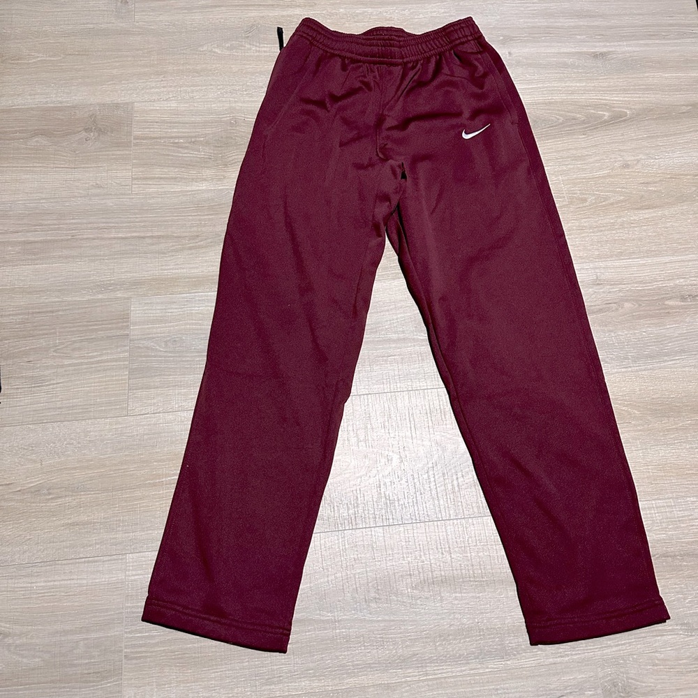 Nike Men’s size small new with out tags maroon Athletic pants